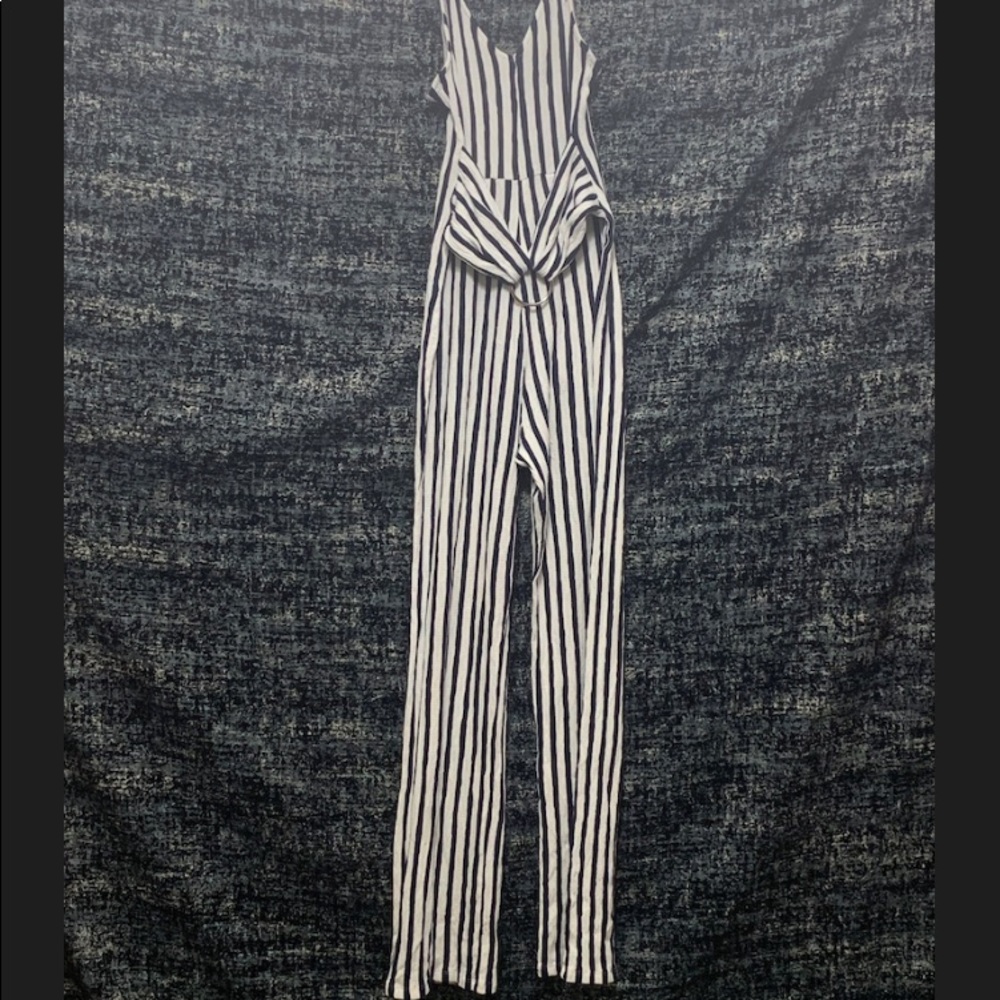 NAVY STRIPED JUMPSUIT MED